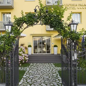 viktoria-palace.hotelinveneto.com/